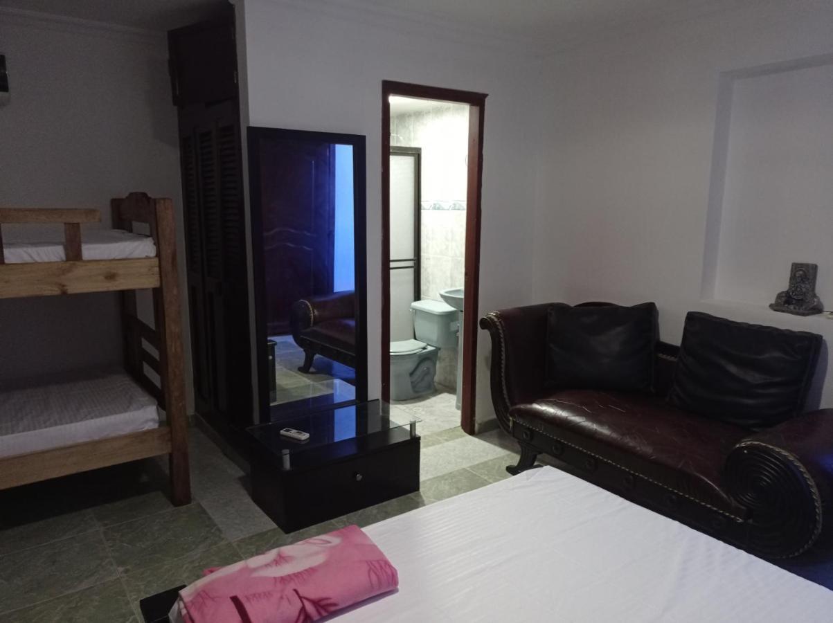 Vivienda Turistica Las Palmas Cartagena Exteriör bild